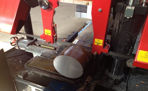 永顺卧式带锯床加工时出现明显振荡如何排查？